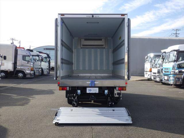 日野デュトロ冷凍車（冷蔵車）小型（2t・3t）[写真11]