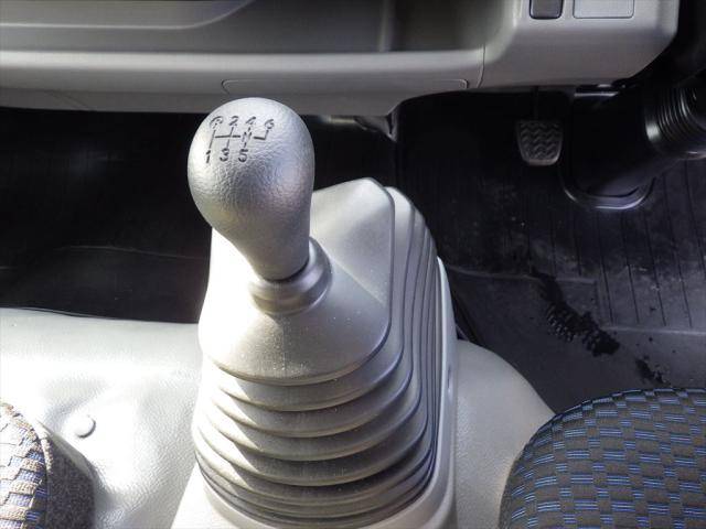 日野デュトロ冷凍車（冷蔵車）小型（2t・3t）[写真20]