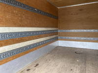 三菱ふそうキャンターアルミバン小型（2t・3t）[写真12]