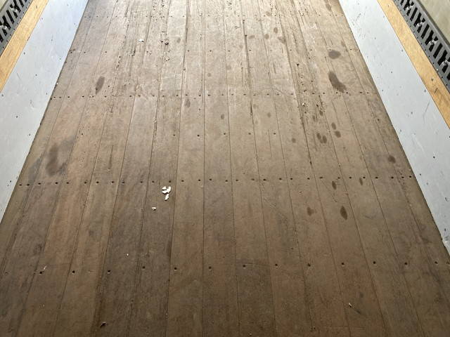 三菱ふそうキャンターアルミバン小型（2t・3t）[写真14]