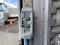 三菱ふそうキャンターアルミバン小型（2t・3t）[写真16]