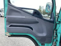 三菱ふそうキャンターアルミバン小型（2t・3t）[写真28]