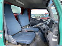 三菱ふそうキャンターアルミバン小型（2t・3t）[写真31]