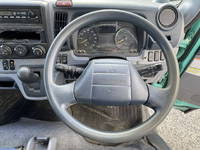 三菱ふそうキャンターアルミバン小型（2t・3t）[写真35]