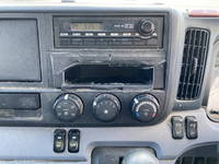 三菱ふそうキャンターアルミバン小型（2t・3t）[写真37]