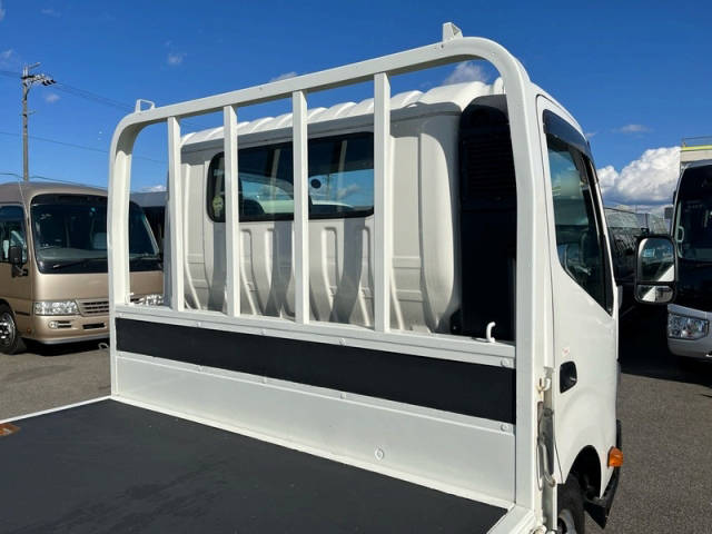 日野デュトロ平ボディ小型（2t・3t）[写真10]