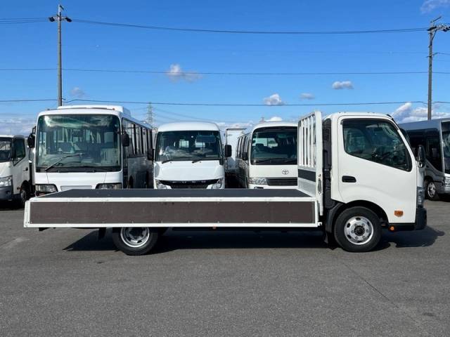 日野デュトロ平ボディ小型（2t・3t）[写真08]