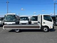 日野デュトロ平ボディ小型（2t・3t）[写真08]