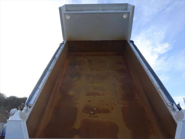 三菱ふそうファイターダンプ増トン（6t・8t）[写真08]