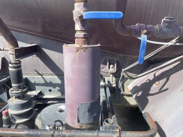 日野プロフィアバルク車（粉粒体運搬車）大型（10t）[写真11]