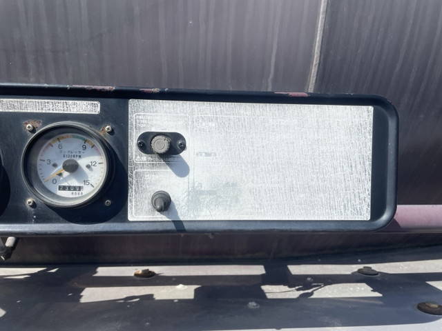 日野プロフィアバルク車（粉粒体運搬車）大型（10t）[写真09]