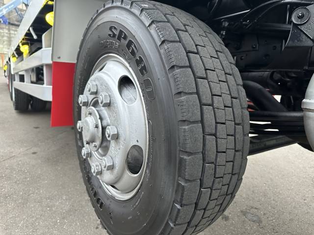 三菱ふそうスーパーグレートセルフクレーン4段大型（10t）[写真19]