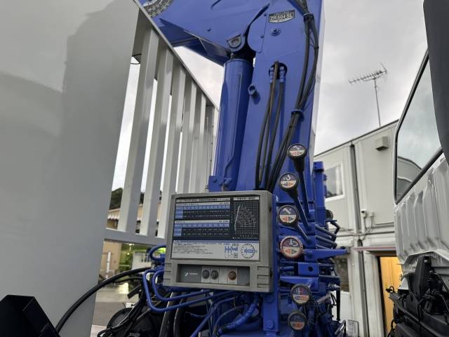 三菱ふそうスーパーグレートセルフクレーン4段大型（10t）[写真22]