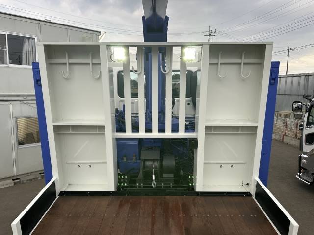 三菱ふそうスーパーグレートセルフクレーン4段大型（10t）[写真08]