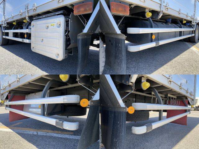 いすゞギガアルミウイング大型（10t）[写真21]