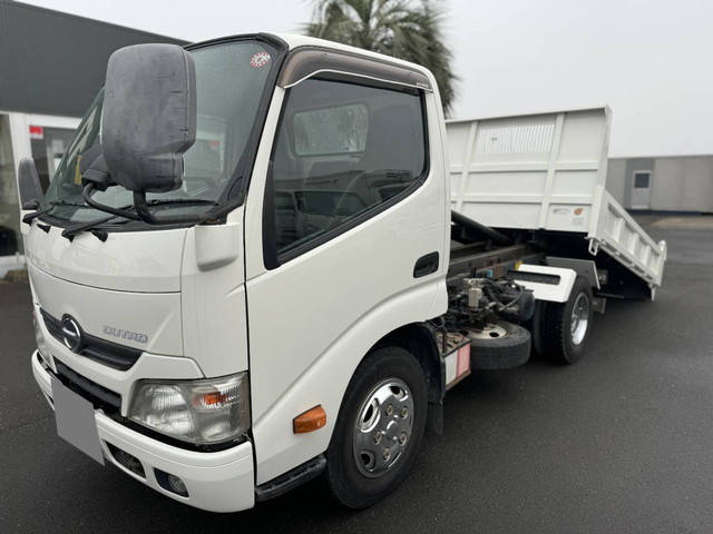 日野デュトロローダーダンプ小型（2t・3t）[写真01]