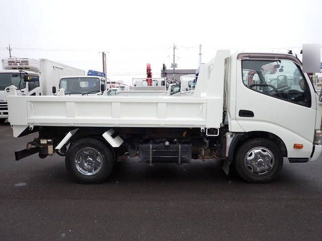 日野デュトロローダーダンプ小型（2t・3t）[写真15]