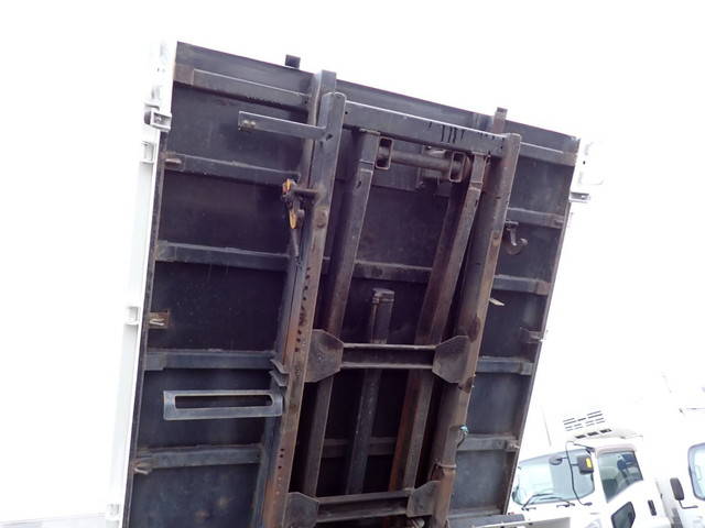 日野デュトロローダーダンプ小型（2t・3t）[写真34]