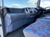 日野レンジャー平ボディ中型（4t）[写真34]