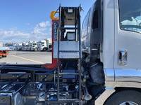 いすゞフォワードコンテナ専用車中型（4t）[写真14]