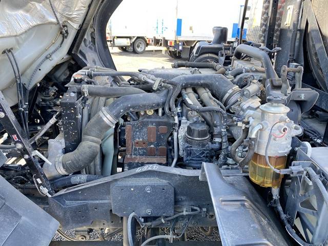 いすゞフォワードコンテナ専用車中型（4t）[写真26]