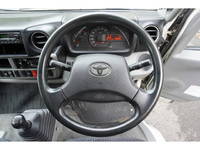 トヨタダイナ平ボディ小型（2t・3t）[写真28]