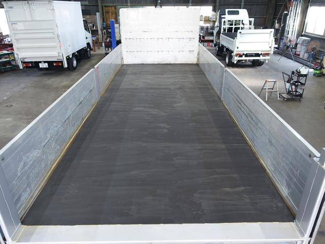 三菱ふそうファイターアルミブロック増トン（6t・8t）[写真09]