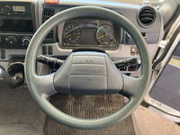 三菱ふそうキャンターアルミバン小型（2t・3t）[写真33]