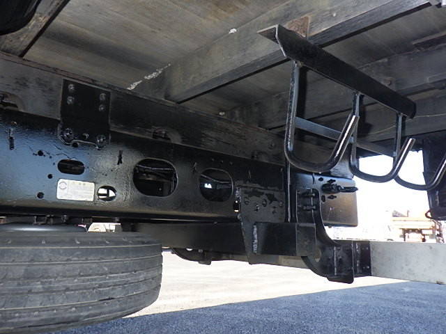 いすゞフォワードクレーン4段増トン（6t・8t）[写真17]