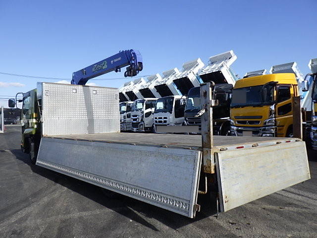 いすゞフォワードクレーン4段増トン（6t・8t）[写真22]