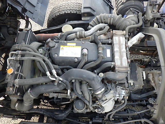 いすゞフォワードクレーン4段増トン（6t・8t）[写真37]