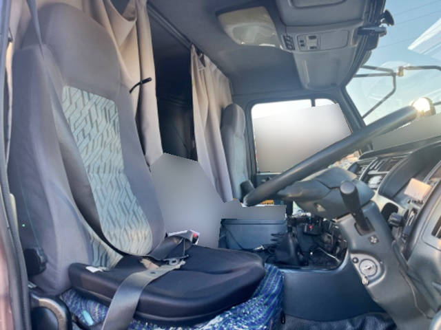 UDトラックスビッグサムダンプ大型（10t）[写真30]