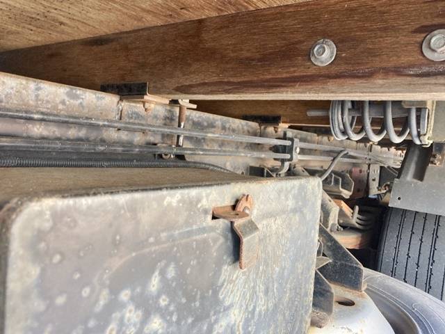 三菱ふそうキャンタークレーン6段小型（2t・3t）[写真24]