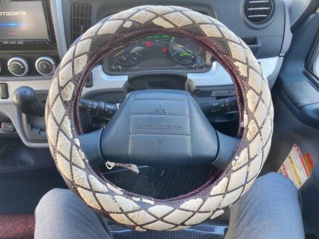 三菱ふそうキャンタークレーン6段小型（2t・3t）[写真34]