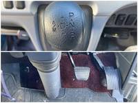 三菱ふそうキャンタークレーン6段小型（2t・3t）[写真35]