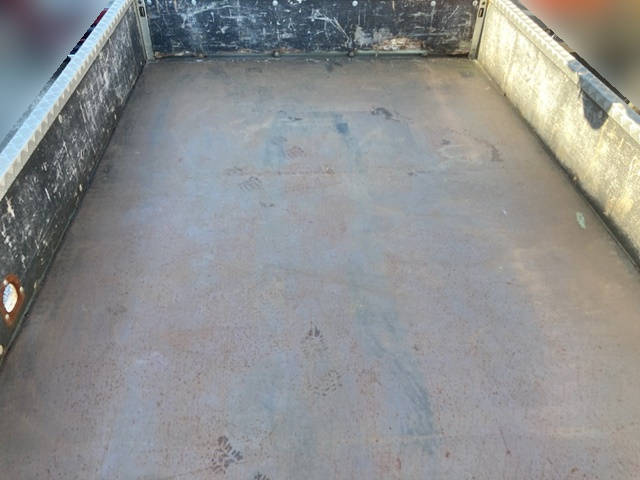 三菱ふそうキャンタークレーン6段小型（2t・3t）[写真09]