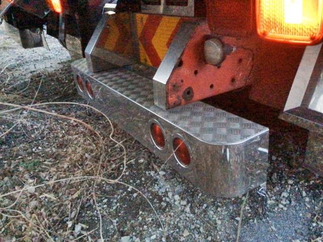 三菱ふそうスーパーグレートダンプ大型（10t）[写真08]