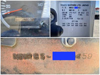 いすゞエルフアルミバン小型（2t・3t）[写真39]