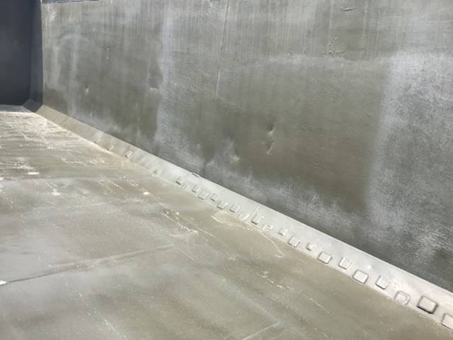 三菱ふそうスーパーグレート深ダンプ（土砂禁ダンプ）大型（10t）[写真14]