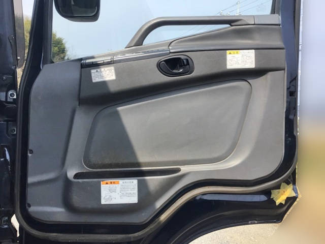 三菱ふそうスーパーグレート深ダンプ（土砂禁ダンプ）大型（10t）[写真30]