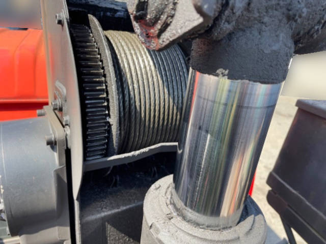 UDトラックスコンドルクレーン4段増トン（6t・8t）[写真11]