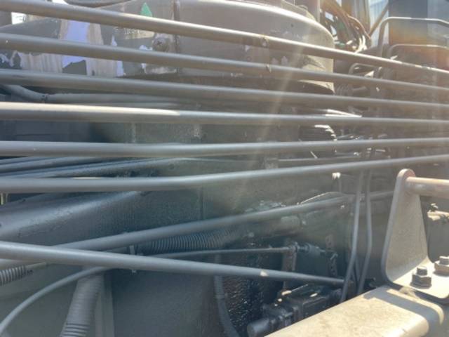 UDトラックスコンドルクレーン4段増トン（6t・8t）[写真15]