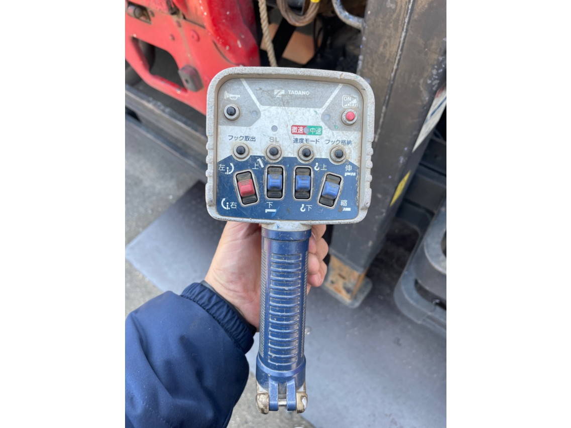 UDトラックスコンドルクレーン4段増トン（6t・8t）[写真17]