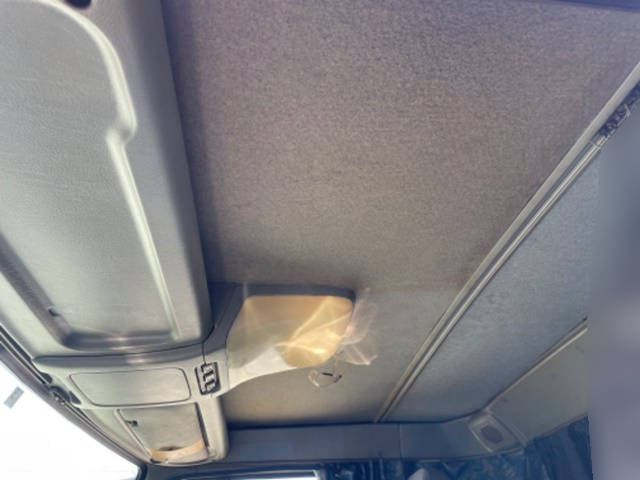 UDトラックスコンドルクレーン4段増トン（6t・8t）[写真32]