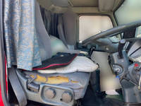 UDトラックスコンドルクレーン4段増トン（6t・8t）[写真33]