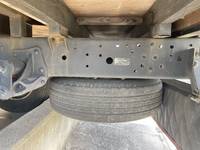 いすゞエルフ平ボディ小型（2t・3t）[写真11]