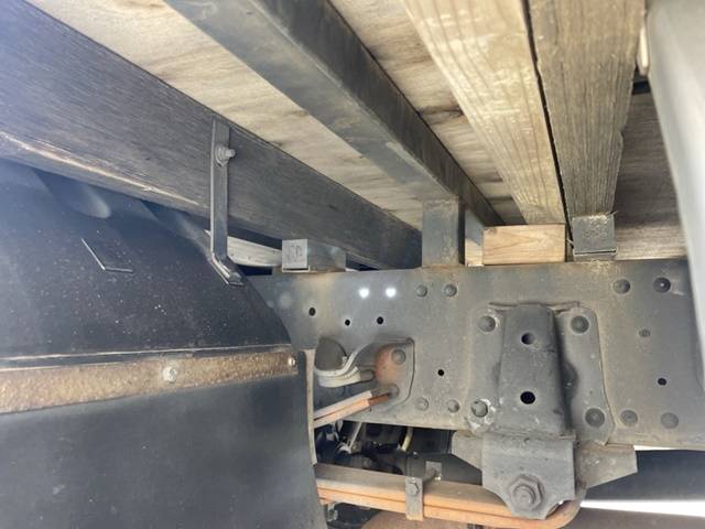 いすゞエルフ平ボディ小型（2t・3t）[写真15]