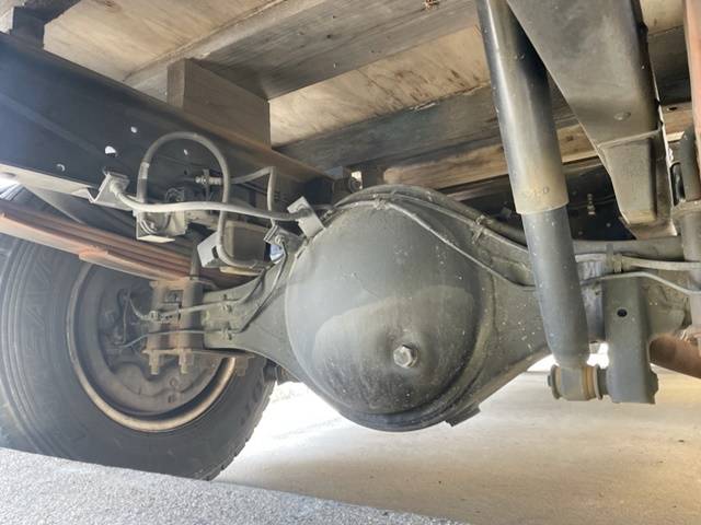 いすゞエルフ平ボディ小型（2t・3t）[写真19]