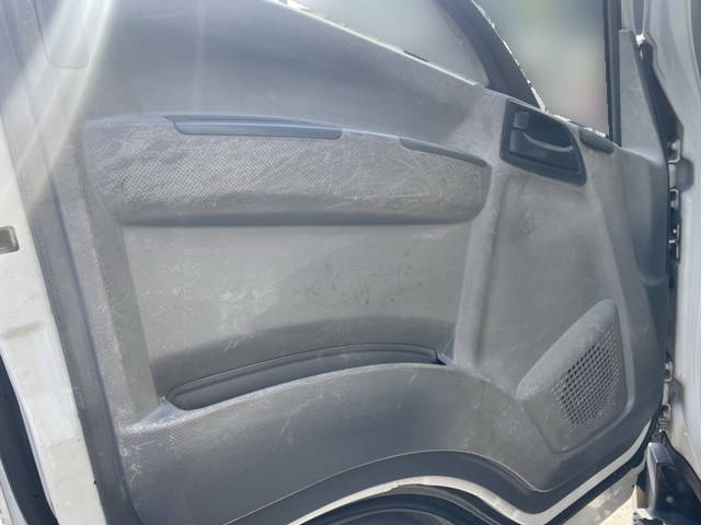 いすゞエルフ平ボディ小型（2t・3t）[写真22]