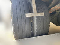 いすゞエルフ平ボディ小型（2t・3t）[写真07]